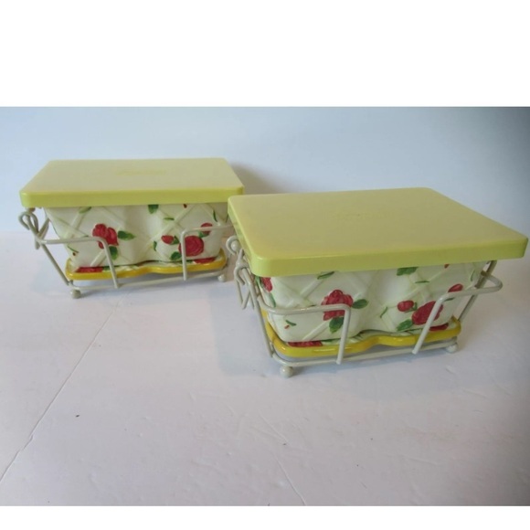 RARE Yellow Old World Rose 8 Pc Set 2 Ceramic 1 QT Plates Lids Baskets - Picture 11 of 15